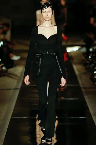 Look 49